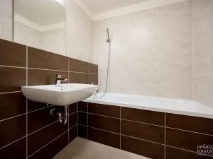 Pronájem bytu 2+kk, Hradec Králové, Antonína Petrofa, 53 m2