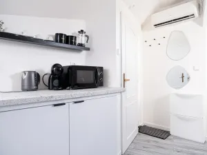 Prodej bytu 2+kk, Praha - Nové Město, Školská, 40 m2