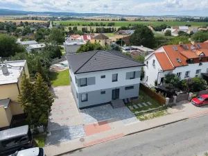 Prodej rodinného domu, Sobětuchy, 210 m2