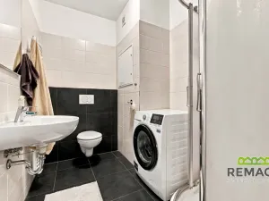 Pronájem bytu 1+kk, Uherské Hradiště, Zahrádky, 31 m2