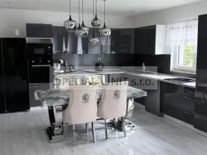 Prodej rodinného domu, Kladno - Kročehlavy, Jeronýmova, 240 m2