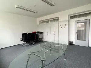 Pronájem kanceláře, Kravaře, Kostelní, 240 m2