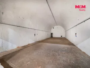 Pronájem výrobních prostor, Štěnovice, Plzeňská, 1366 m2