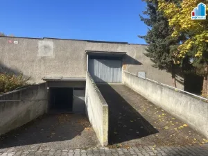 Prodej garáže, Plzeň - Jižní Předměstí, Brožíkova, 16 m2