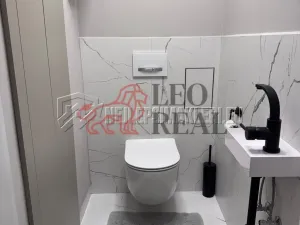 Pronájem bytu 2+kk, Praha - Žižkov, Lupáčova, 80 m2