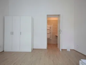 Pronájem bytu 2+kk, Praha - Vršovice, Košická, 43 m2