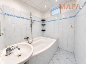 Prodej bytu 3+1, Chomutov, 17. listopadu, 79 m2