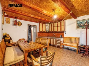 Prodej rodinného domu, Puklice, 200 m2