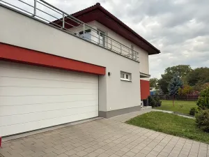 Prodej rodinného domu, Praha - Březiněves, V pěšinkách, 230 m2