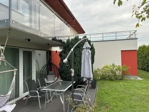 Prodej rodinného domu, Praha - Březiněves, V pěšinkách, 230 m2