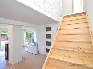Prodej chaty, Lešany, 85 m2