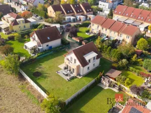 Prodej rodinného domu, Líbeznice, Plukovníka Nováka, 157 m2