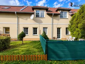 Prodej bytu 2+kk, Holubice, Za Dvorem, 46 m2