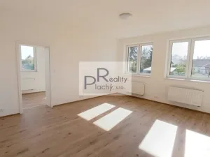 Prodej bytu 2+kk, Hevlín, 67 m2