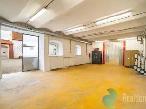 Prodej výrobních prostor, Radošovice, 1075 m2