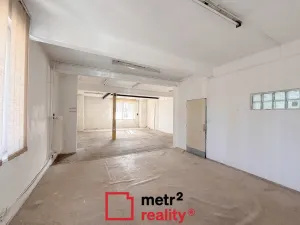 Pronájem obchodního prostoru, Olomouc, Holická, 300 m2