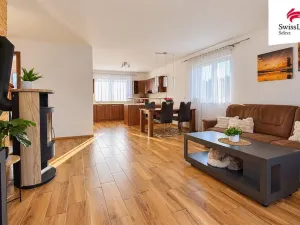 Prodej rodinného domu, Jestřabí Lhota, 121 m2