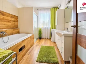 Prodej rodinného domu, Jestřabí Lhota, 121 m2