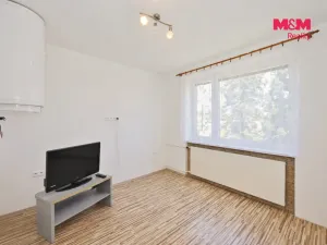 Prodej bytu 3+1, Nadějov, 85 m2