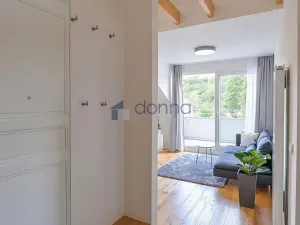 Pronájem bytu 2+kk, Praha, Dalimilova, 60 m2