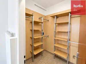 Prodej bytu 2+kk, Ostrava, Nádražní, 59 m2