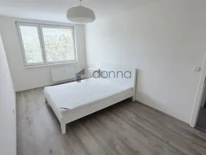 Pronájem bytu 3+kk, Praha, Habrová, 66 m2