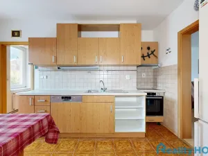 Prodej rodinného domu, Týn nad Vltavou, Komzákova, 153 m2