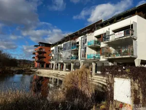 Pronájem bytu 1+kk, Dolní Břežany, Náměstí Na Sádkách, 40 m2