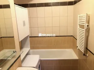 Pronájem bytu 2+kk, Praha - Vysočany, Pod Harfou, 56 m2