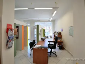 Pronájem kanceláře, Beroun, Nám. M.Poštové, 49 m2