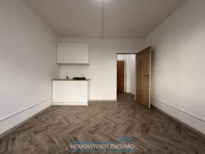 Pronájem bytu 1+kk, Znojmo, Holandská, 20 m2