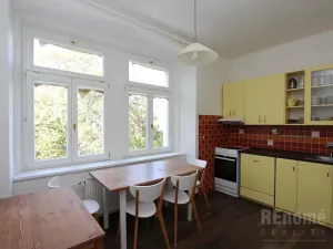 Pronájem bytu 2+1, Praha - Žižkov, Lupáčova, 67 m2