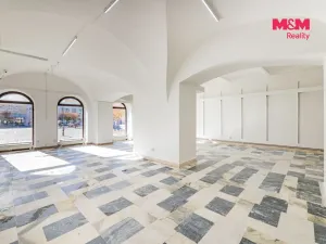 Prodej rodinného domu, Bruntál, nám. Míru, 550 m2