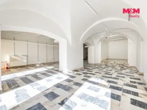 Prodej obchodního prostoru, Bruntál, nám. Míru, 550 m2