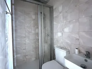 Pronájem bytu 4+1, Praha - Řepy, Vondroušova, 95 m2