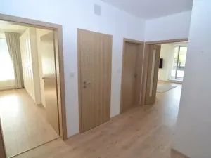 Pronájem bytu 3+kk, Praha - Střížkov, Makedonská, 90 m2