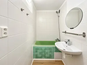 Pronájem bytu 2+kk, Praha - Bohnice, Poznaňská, 53 m2