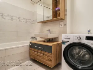 Pronájem bytu 3+kk, Praha - Strašnice, Nad Primaskou, 70 m2