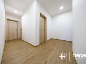 Pronájem bytu 2+kk, Olomouc, Šantova, 68 m2