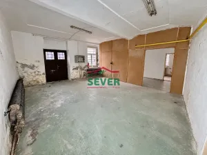 Pronájem obchodního prostoru, Lom, nám. Republiky, 330 m2