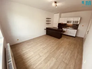 Pronájem bytu 2+kk, Pelhřimov, Pražská, 45 m2