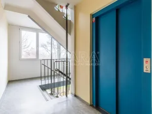 Pronájem bytu 2+kk, Praha - Háje, Plickova, 42 m2