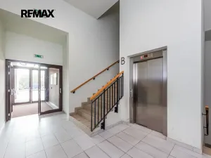 Prodej bytu 2+kk, Praha - Stodůlky, Jeremiášova, 54 m2