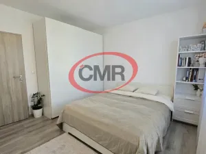 Pronájem bytu 2+kk, Praha, Jurkovičova, 58 m2