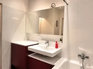 Pronájem bytu 2+kk, Hradec Králové, Gočárova třída, 90 m2