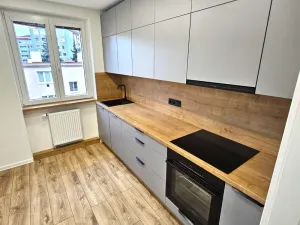Prodej bytu 3+1, Teplice - Prosetice, Rohová, 75 m2