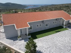 Prodej vily, Rogoznica, Chorvatsko, 289 m2