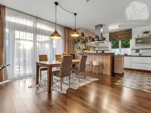 Prodej rodinného domu, Jesenice - Horní Jirčany, 230 m2