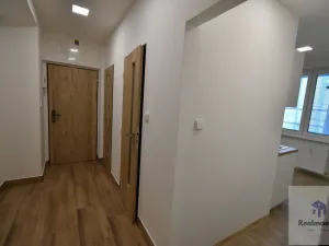 Pronájem bytu 3+1, Roudnice nad Labem, Na Urbance, 64 m2