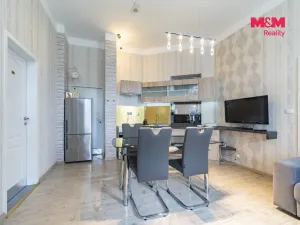 Prodej činžovního domu, Karlovy Vary, nábřeží Jana Palacha, 340 m2